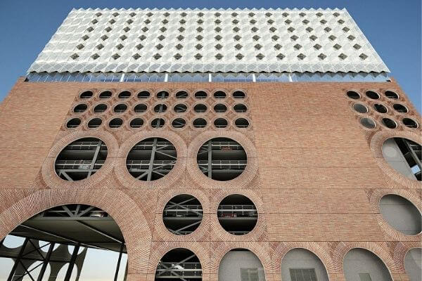 New façade project for Circle Square in Manchester | Maple
