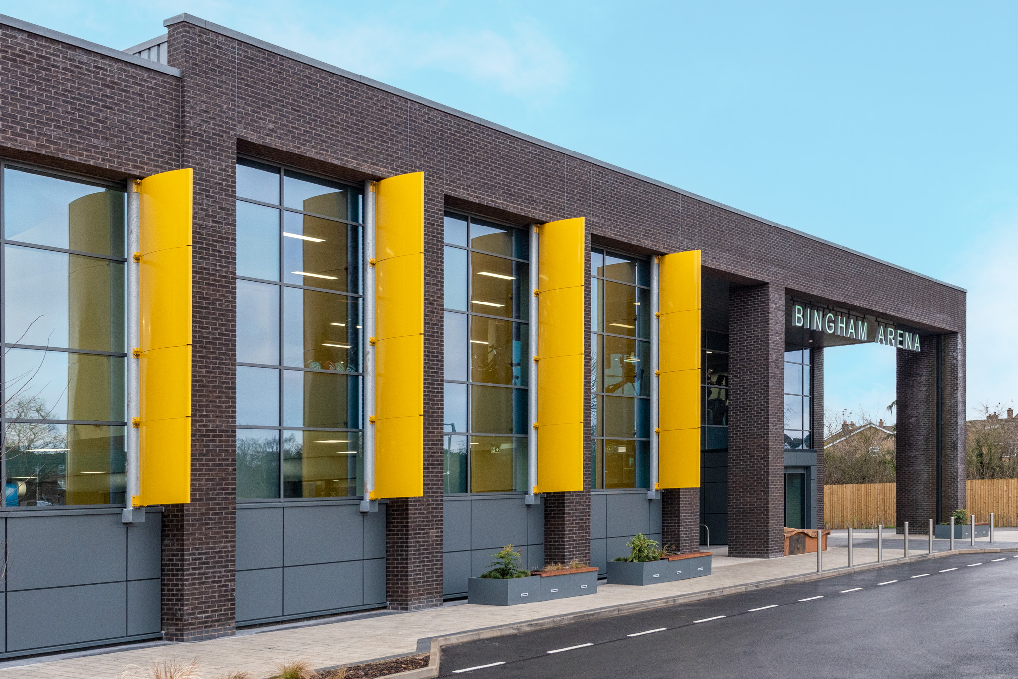 EX31467_5435_BINGHAM LEISURE CENTRE_LEISURE_ARCHITECTURAL FACADE_PRO_NOTTINGHAM_5STAR-4-1