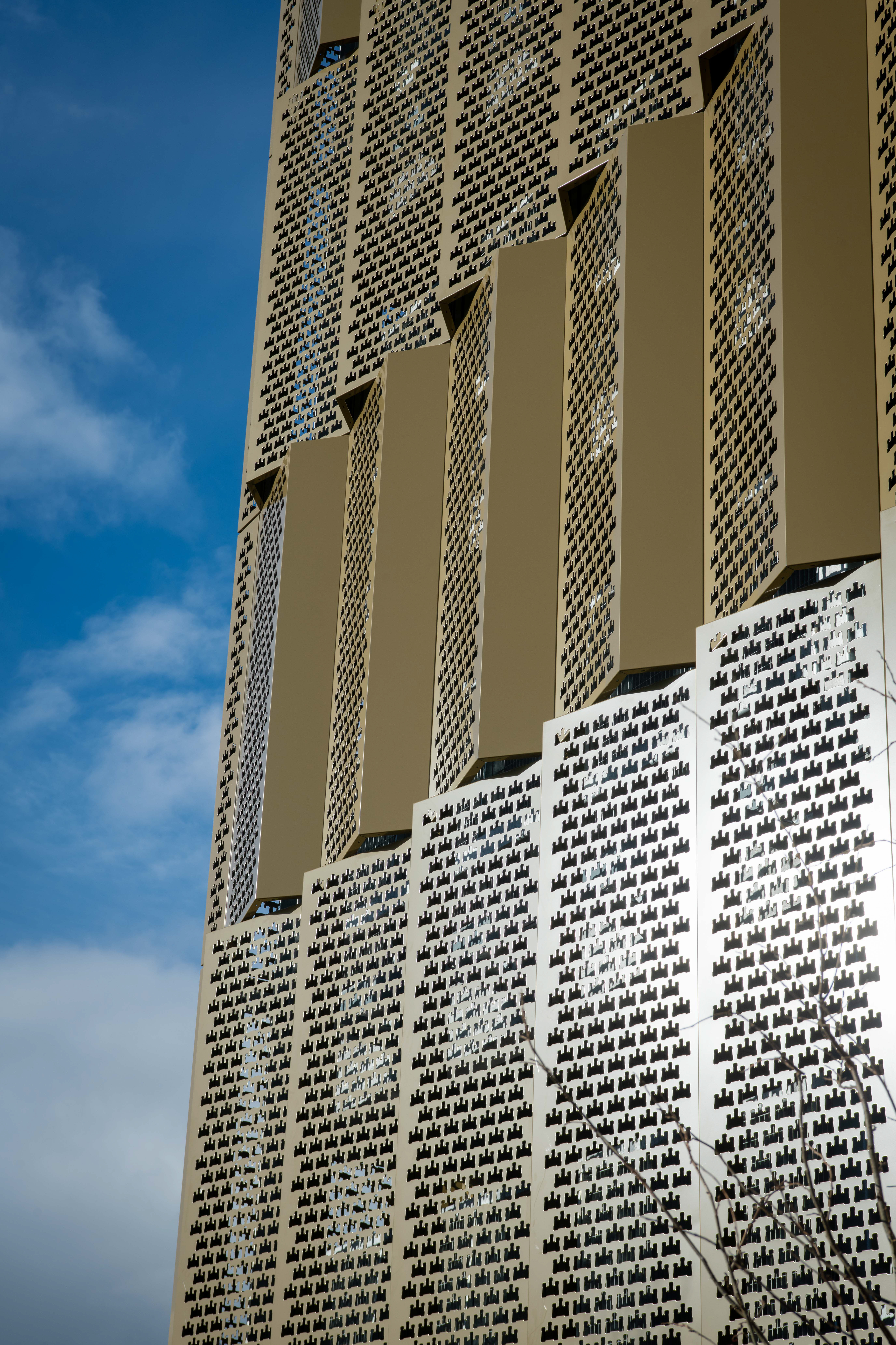EX32615_6031_NEWCASTLE_UNDER_LYME_CAR_PARK_ARCHITECTURAL_FACADE_PRO_STAFFORDSHIRE_5STAR-09