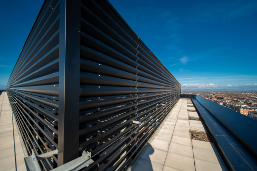 EX33241_5732_KING_STREET_OFFICES_CONTOUR_SL_LOUVRES_PRO_BLACKP0OL_5STAR-5