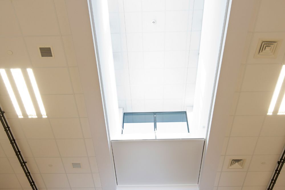 Solaire rooflight blinds (2)