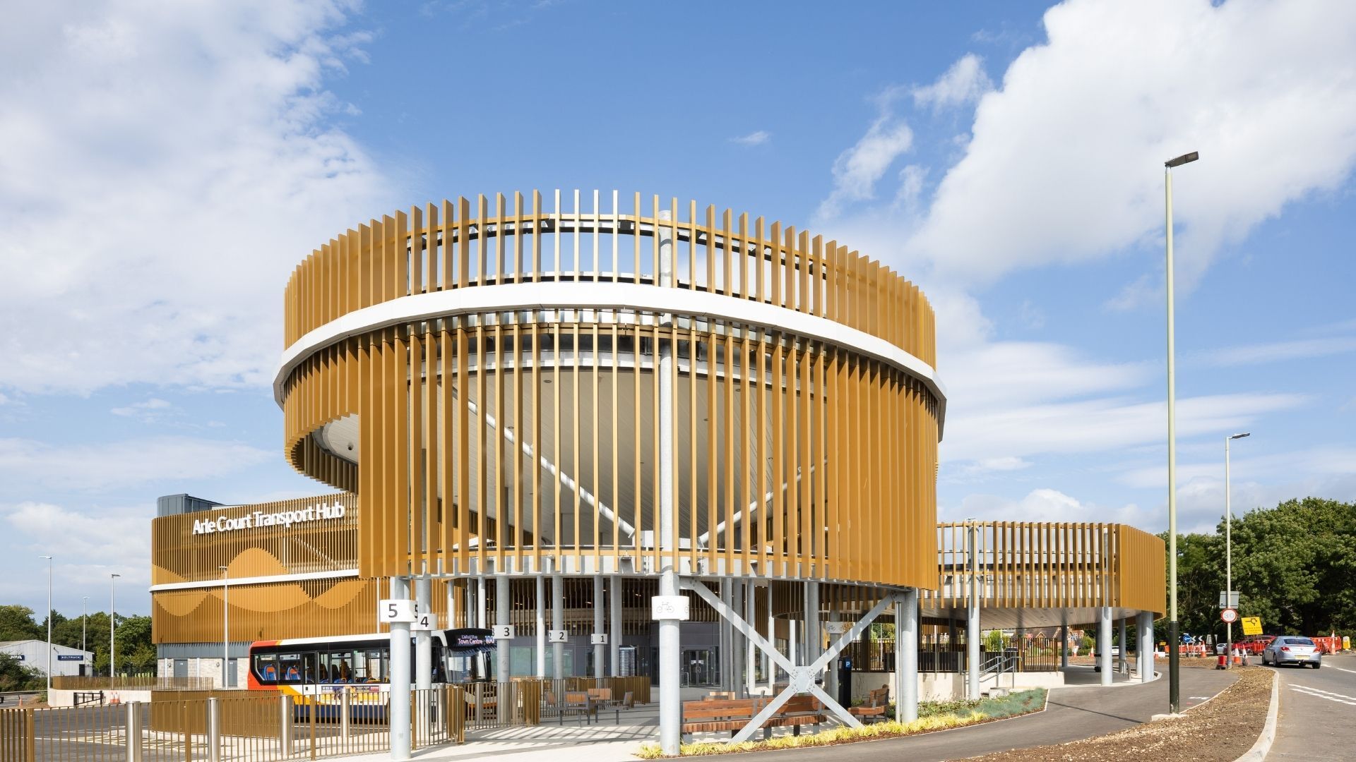 ARLE COURT 1920 x 1080 px (1)