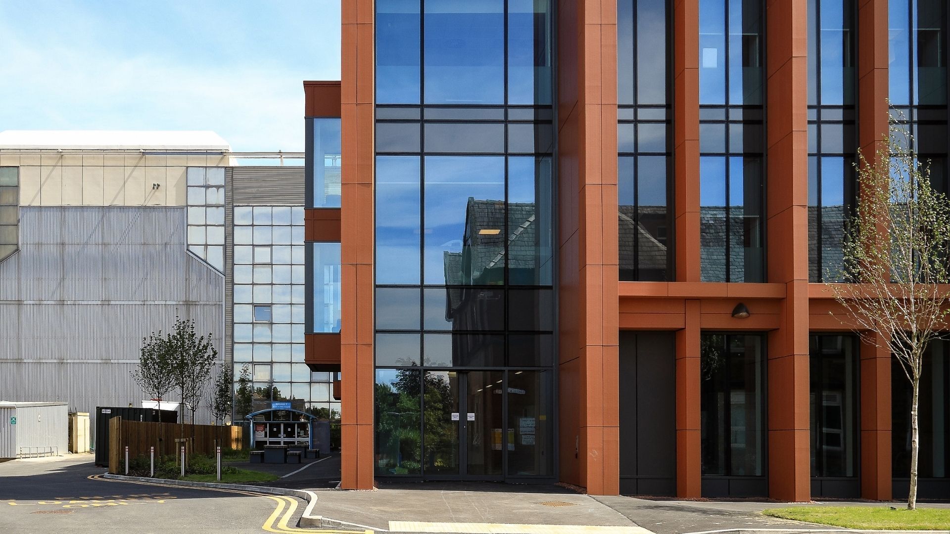 Royal Oldham Hospital 1920 x 1080 px (7)