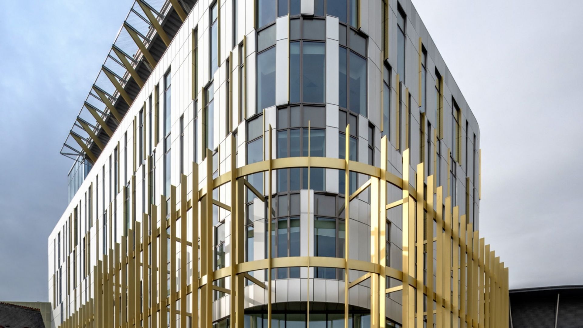 SALFORD ROYAL HOSPITAL 1920 x 1080 px (2)