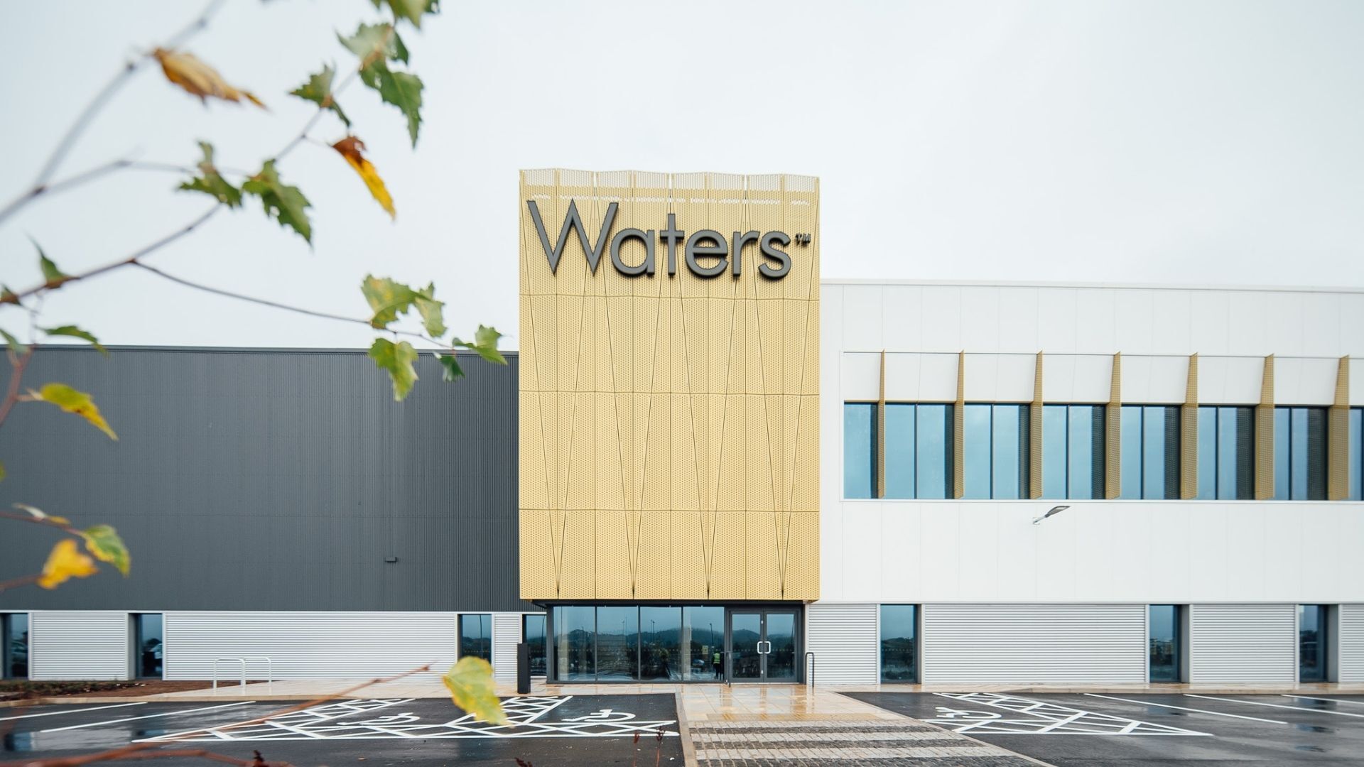 Waters Birmingham 1920 x 1080 px (3)