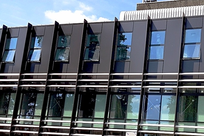 Solar Screening On Display At Oxford Brookes University | Maple