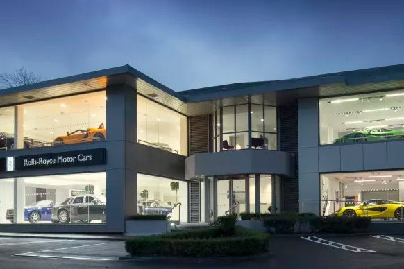 Commercial Blinds For Luxury Rolls-Royce Showroom | Maple