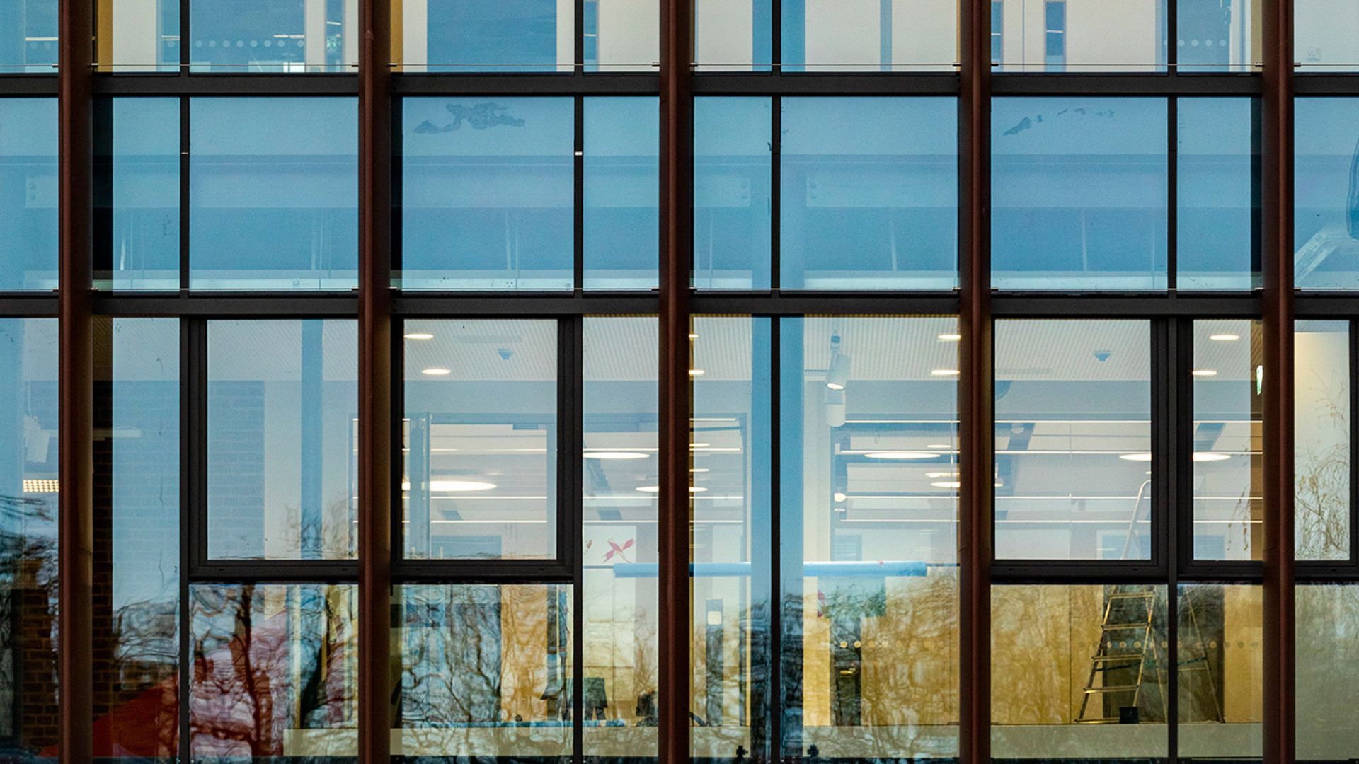 curtain walling 1920 x 1080 px (1)